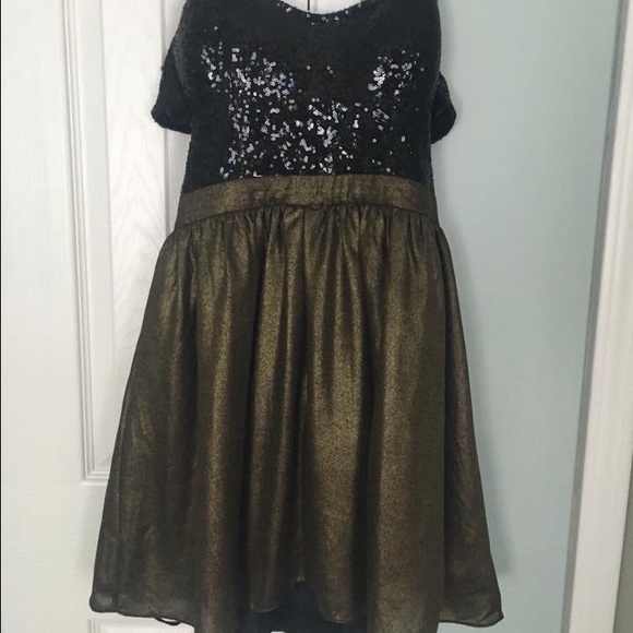 Open back New Years dress - Picture 1 of 2