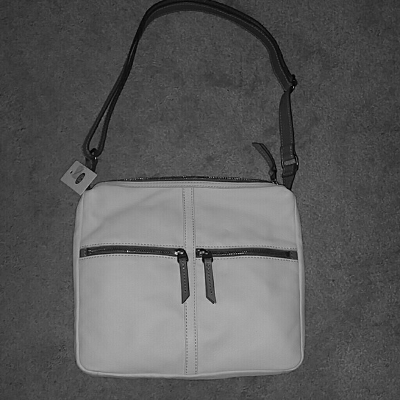 NWT Fossil Erin cb crossbody in summer white