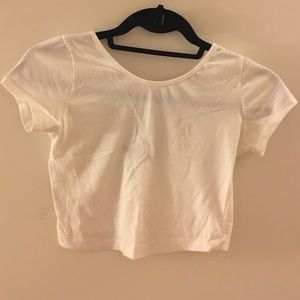 White crop tee