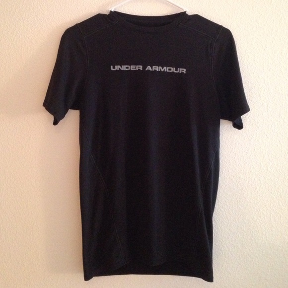 Athletic shirt