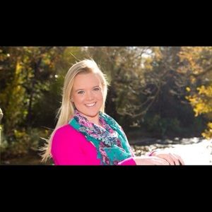 Meet your Posher, Brianna