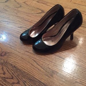 Patten leather black Chinese laundry heels