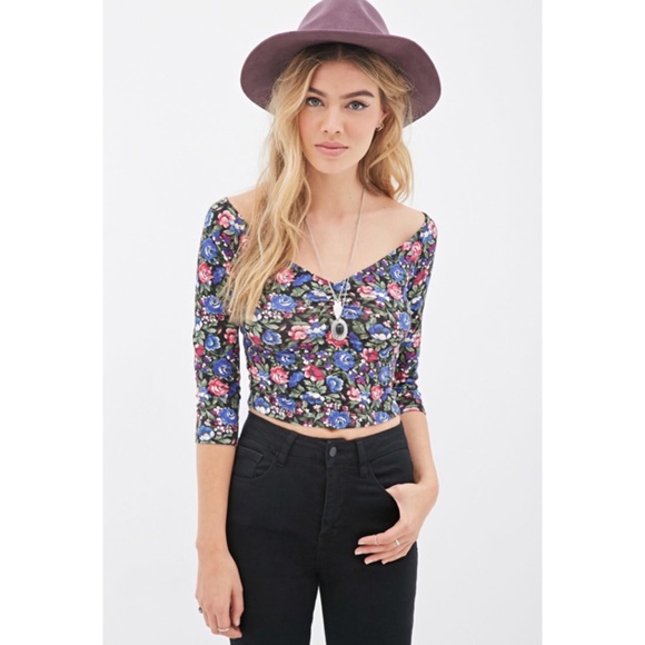 NEW Forever 21 Floral Ruched Crop Top