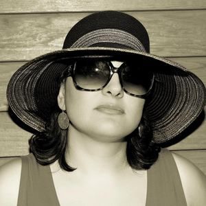 Meet your Posher, Josiane