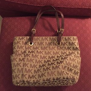 Michael Kors hand bag.