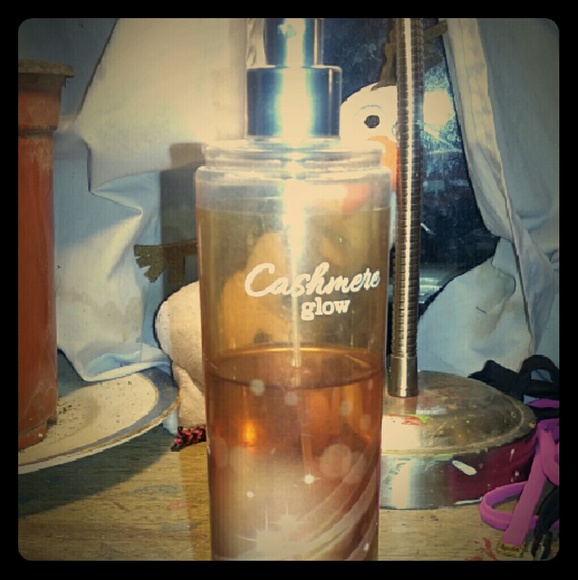 Cashmere glow perfume