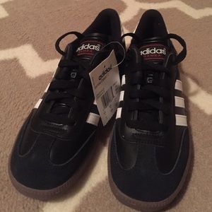 Adidas classic Sambas in black size 6.5