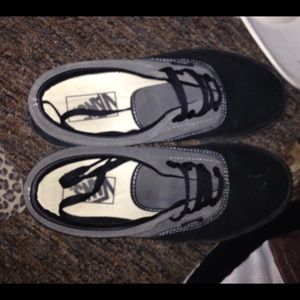 Black & gray vans