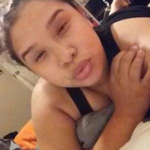 Meet your Posher, Claudia