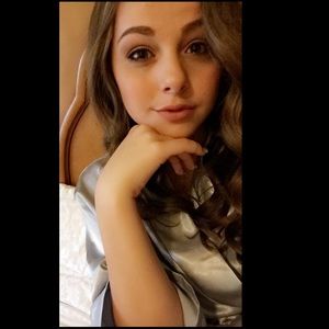 Meet your Posher, Simida