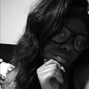 Meet your Posher, Ebonee