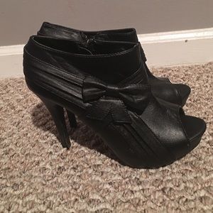Rue21 peep toe