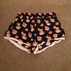 Flowy rose patterned shorts