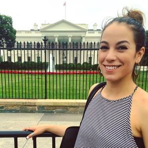 Meet your Posher, Lia