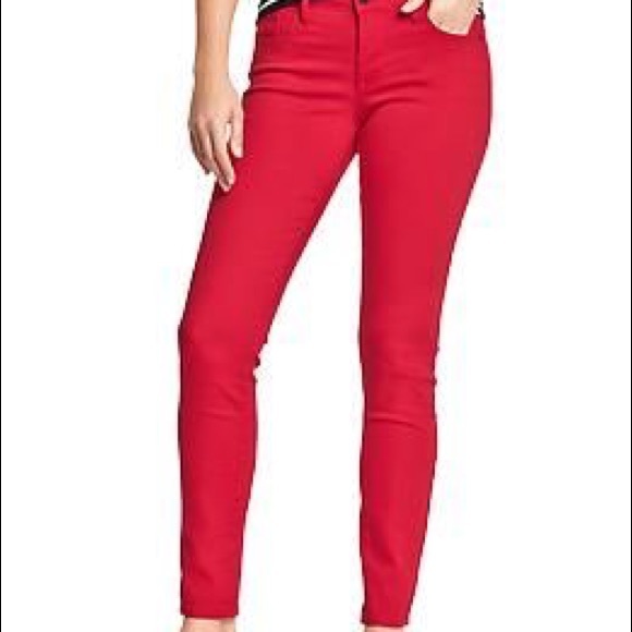 Red skinny jeans