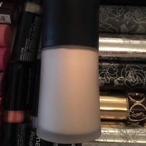 Georgio Armani luminous silk foundation shade 3