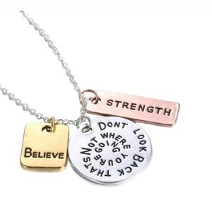 A necklace with a reminder