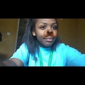 Meet your Posher, Nikki