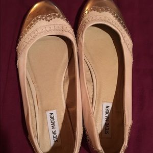 Women's flats size 11