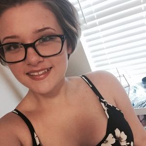 Meet your Posher, Alisha