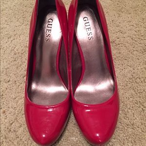 Women's guess high heels