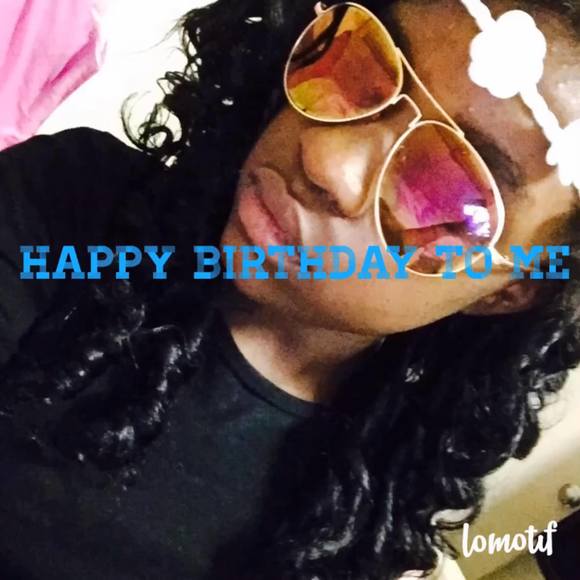 Meet your Posher, Janette - Picture 1 of 1