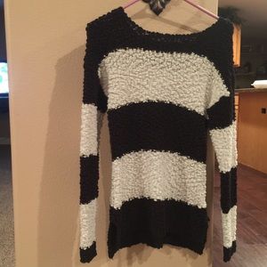 Long sleeve Hollister sweater