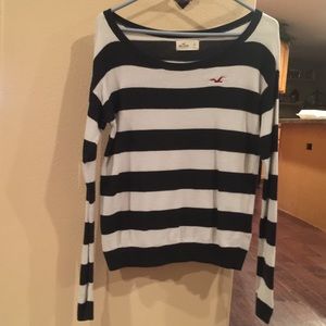 Long sleeved sweatshirt