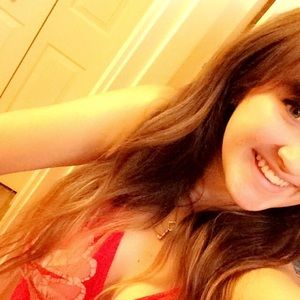 Meet your Posher, Paris