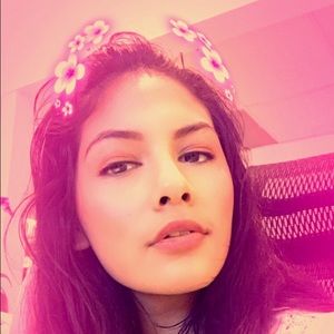 Meet your Posher, Lorena