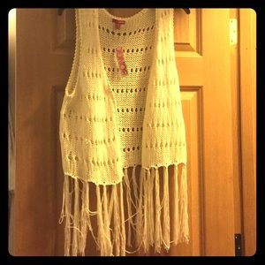 Fringe crochet vest!