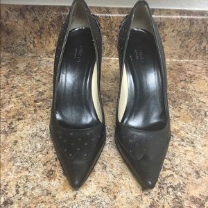 Gucci Leather Monogram Pump ***Price is Firm***