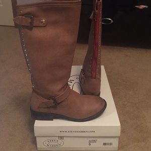 STEVE MADDEN RIDING BOOTS - SIZE 6