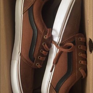 Brand New Men's Vans size 12