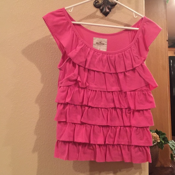Short sleeve pink Hollister shirt