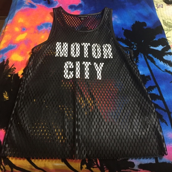Black Motor City top