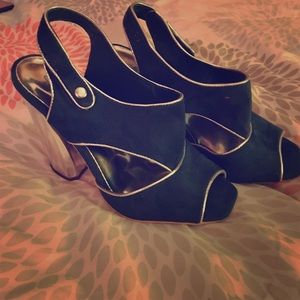 Modcloth C Label Alice emerald green silver heel