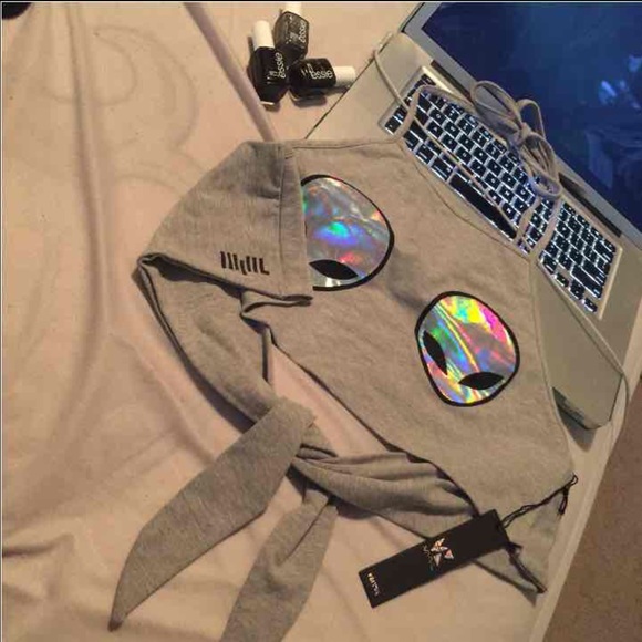 Alien Rave halter top - Picture 3 of 3