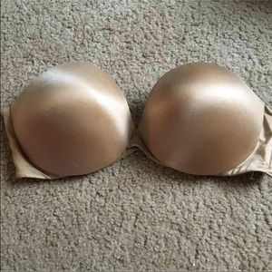 Pushup strapless nude bra Maidenform