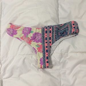 ✨SOLD✨ O'neill Cheeky Bikini Bottoms