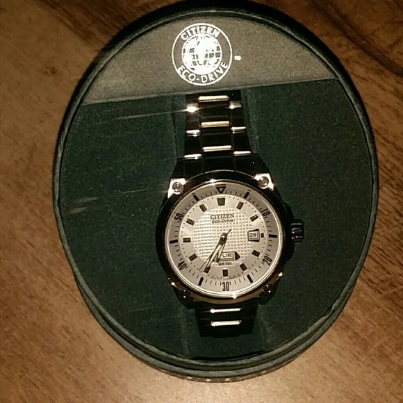 Men's Brand New Citizen  Eco - Drive Watch.