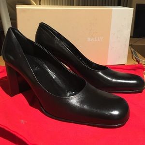 Brand New BALLY Black Pumps. New with box
