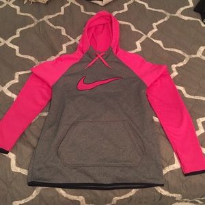 NIKE Therma-Fit Hoodie