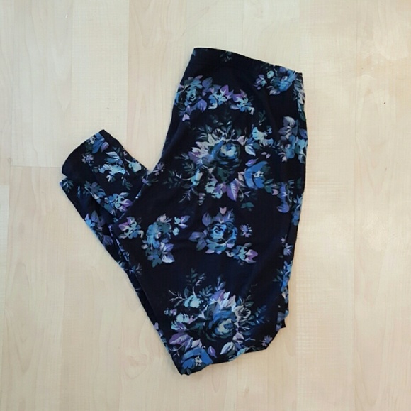 Torrid Floral leggings size 1