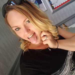 Meet your Posher, Candice