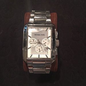 WEEKEND SALE! Michael Kors watch sz small!