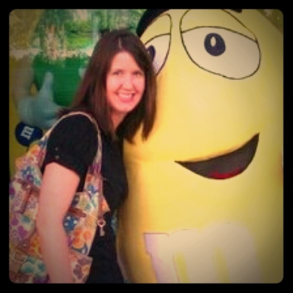 Meet your Posher, Angela