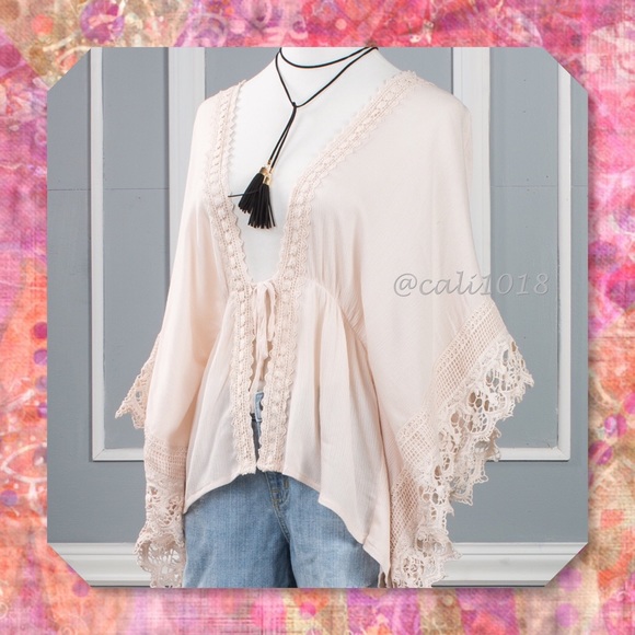 ‼️2DAY ONLY 🆕Blush Boho Lace Detail Loose Fit Top - Picture 4 of 4