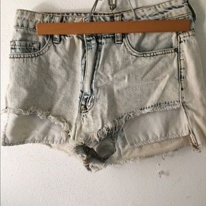 Urban outfitters high-low high-waist short SZ 27
