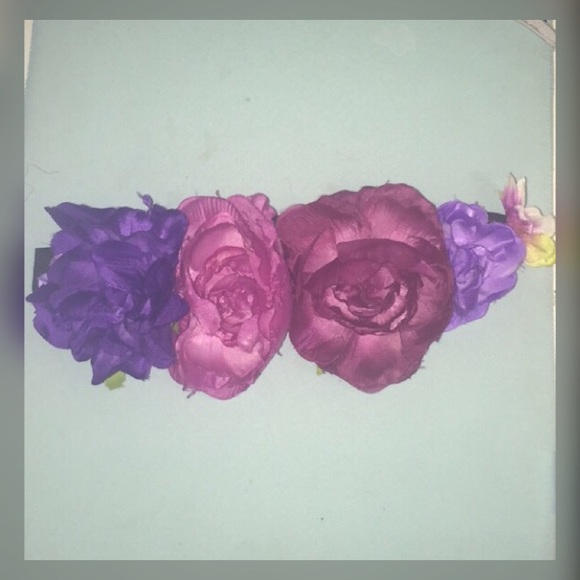 Flower crown - Picture 2 of 2